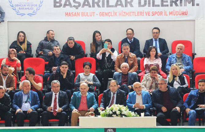 okullar-arasi-halk-oyunlari-grup-musabakalari-yapildi1.jpg okullar-arasi-halk-oyunlari-grup-musabakalari-yapildi1.jpg