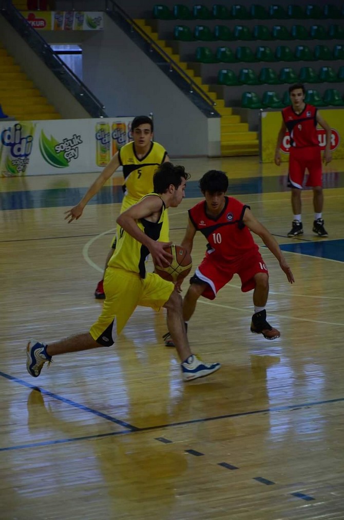 okullararasi-basketbol-grup-musabakalari-rize’de-basladi-(4).jpg