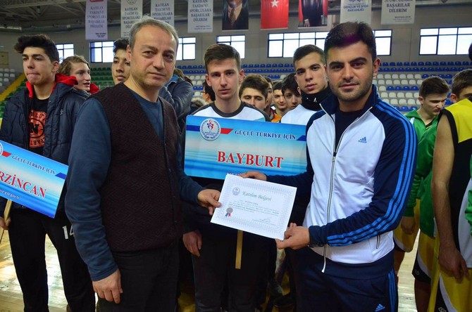 okullararasi-basketbol-grup-musabakalari-rize’de-basladi-(6).jpg