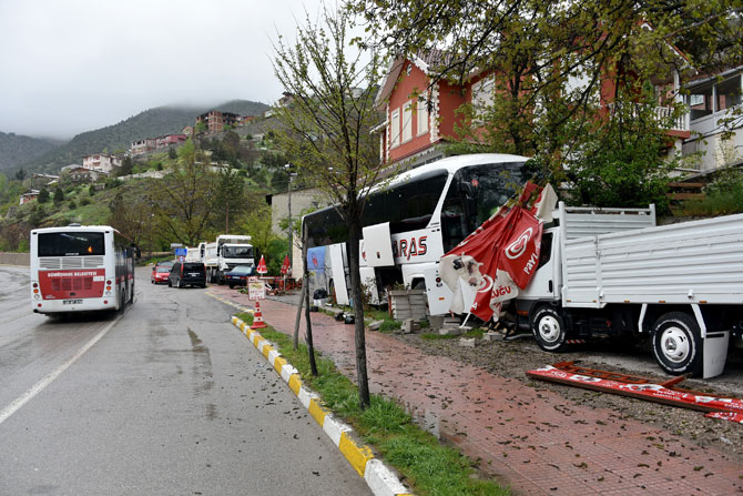 olum-dogum-gununde-direksiyon-basinda-yakaladi-14.jpg olum-dogum-gununde-direksiyon-basinda-yakaladi-14.jpg