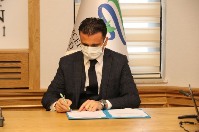 onder-kemal-sekucu-rize-cumhuriyet-bassavciligi-ile-rteu-arasinda-is-birligi-protokolu-imzalandi.jpg