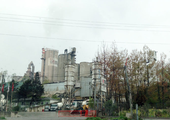 ordu’da-cimento-fabrikasinda-patlama-5-yarali-1.jpg