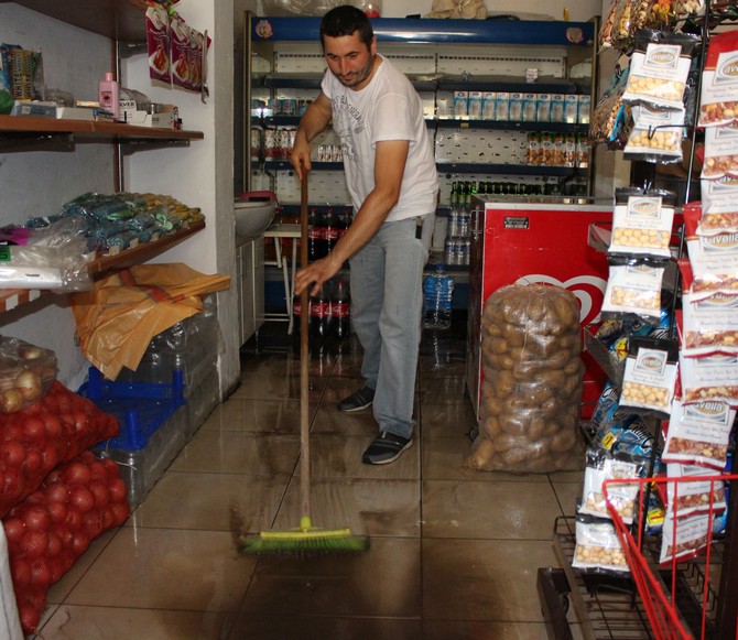 ordu’da-yagmur-hayati-olumsuz-etkiledi-(6).jpg