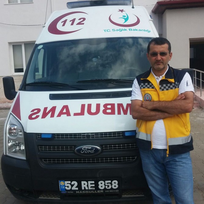 orduda-ambulans-yol-supurme-aracina-carpti-1-olu,-3-yarali-(19).jpg
