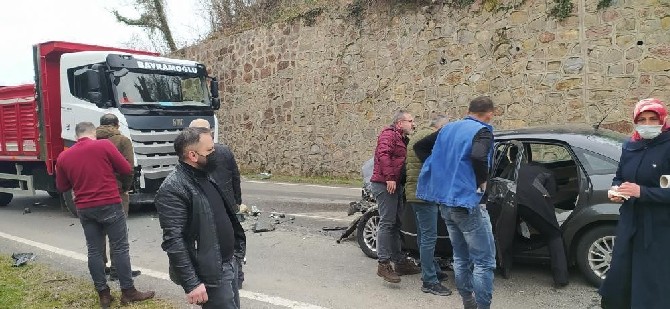ordunun-fatsa-ilcesinde-otomobil-ile-kamyonun-carpismasi-sonucu-meydana-gelen-trafik-kazasinda-2-kisi-hayatini-kaybetti-2-kisi-yaralandi-5.jpg