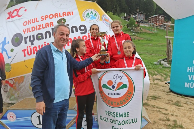 oryantiring-turkiye-sampiyonasi-ayder-yaylasinda-yapildi-(9).jpg
