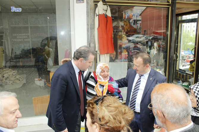 osman-askin-bak,-kalkandere’yi-ziyaret-etti3.jpg osman-askin-bak,-kalkandere’yi-ziyaret-etti3.jpg