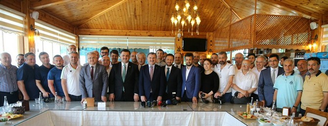 osman-askin-bak-genclik-ve-spor-bakani-rizede-(3).jpg