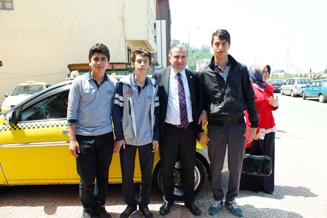 osman-askin-bak-secim-turunda-2.jpg osman-askin-bak-secim-turunda-2.jpg