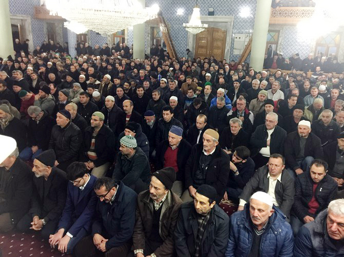 osman-karavin-icin-mevlid-okutuldu-(8).jpg
