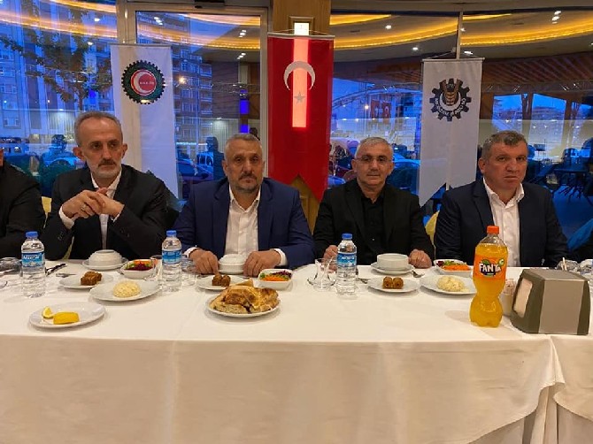 oz-gida-is-sendikasi-dogu-karadeniz-rize-sube-baskanligi-tarafindan-iftar-yemegi-duzenlendi-1.jpg