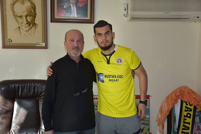 Ozan Papaker, Menemen Belediyespor'da