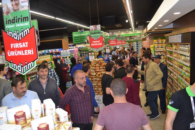 ozguven-market-rizede-acildi-(27).jpg