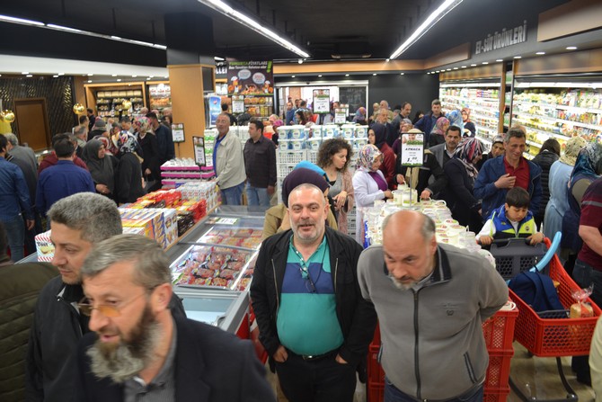 ozguven-market-rizede-acildi-(30).jpg