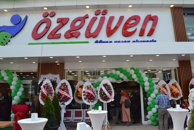 ozguven-market-rizede-acildi-(46).jpg
