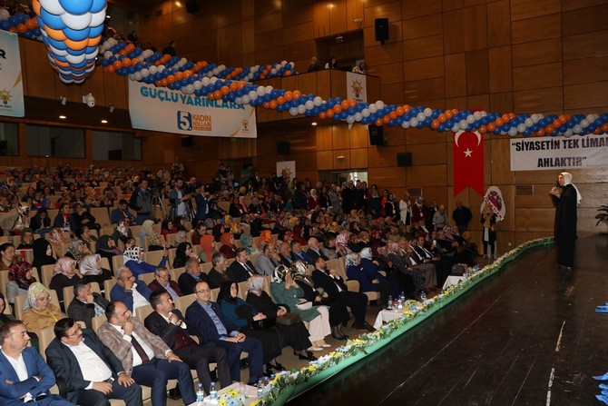 parti-rize-il-kadin-kollari-5.-olagan-kongresi-(1).jpg
