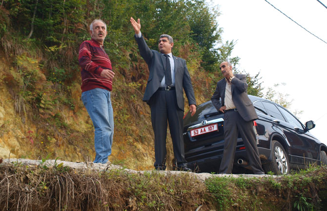 pazar-kaymakami-aslan,-koy-ziyaretlerinde-bulundu3.jpg pazar-kaymakami-aslan,-koy-ziyaretlerinde-bulundu3.jpg