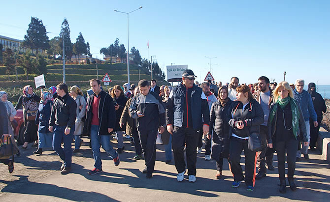 pazarda-saglikli-yasam-yuruyusu-yapildi--1.jpg pazarda-saglikli-yasam-yuruyusu-yapildi--1.jpg