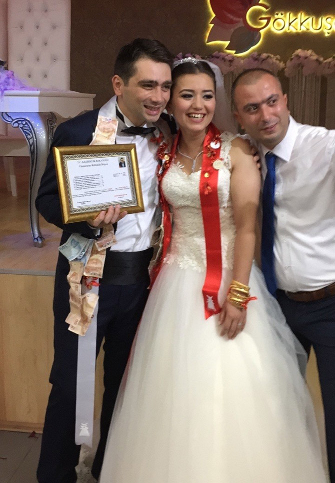 pinar-tulum-ayhan-saglam-dugun-toreni-kilibiklik-belgesi2.jpg