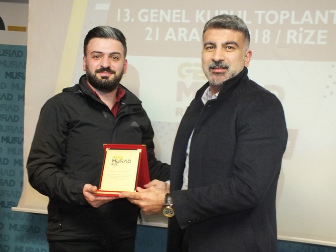 plaket-enes-karavin-001.jpg