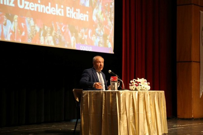 prof.-dr.-mehmet-celik,-rize’de-15-temmuz-konulu-konferans-verdi-(4).jpg