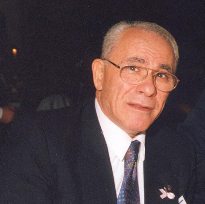 prof.dr.-tuncer-karpuzoglu-.jpg