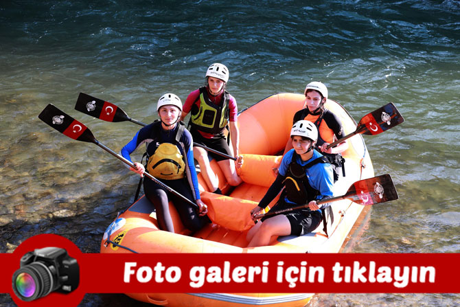 rafting-kadin-milli-takimi-dunya-sampiyonasina-rizede-firtina-deresinde-hazirlaniyor.jpg
