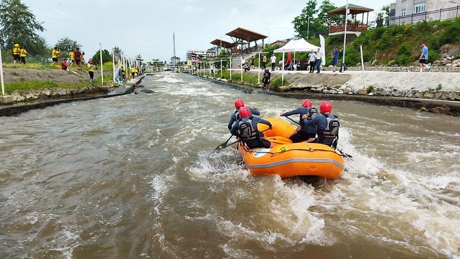 rafting-okul-sporlari-turkiye-finalleri-rizede-yapildi-6.jpg