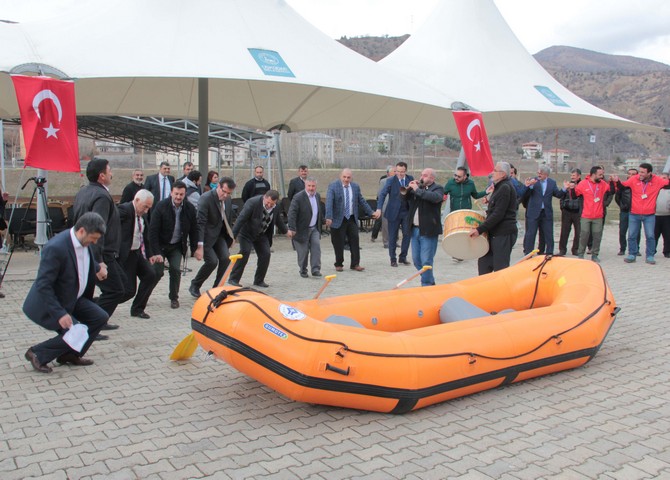 rafting-turkiye-sampiyonasi-giresun’da-basladi-(1).jpg