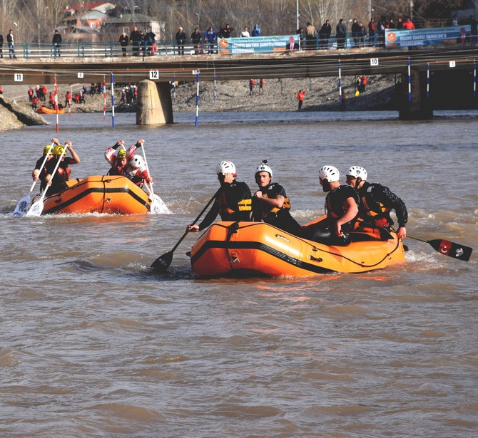 rafting-turkiye-sampiyonasi-giresun’da-basladi-(11).jpg