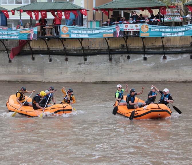 rafting-turkiye-sampiyonasi-giresun’da-basladi-(2).jpg