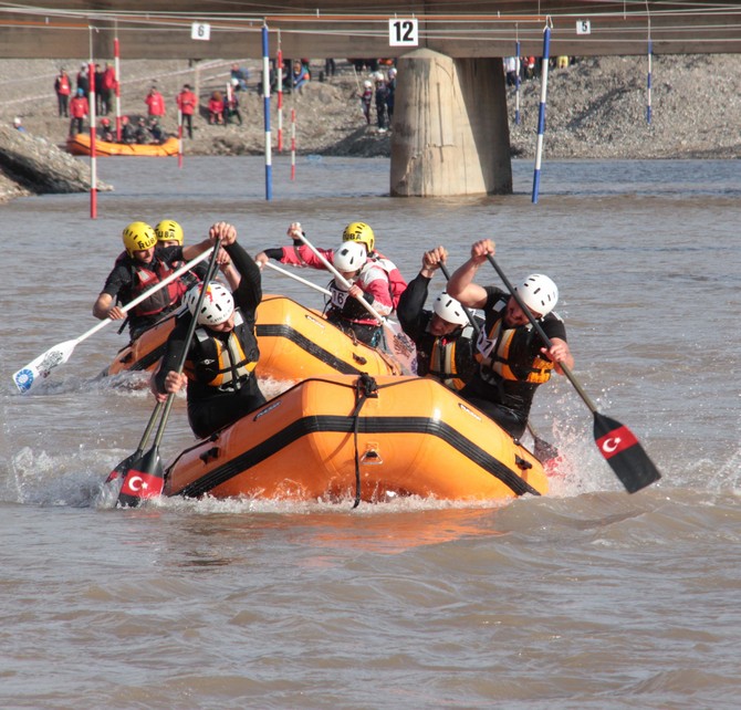 rafting-turkiye-sampiyonasi-giresun’da-basladi-(5).jpg