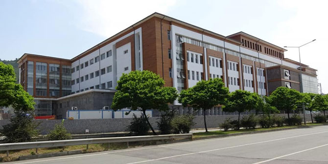 recep-tayyip-erdogan-universitesi-dis-hekimligi-fakultesi-rize.jpg