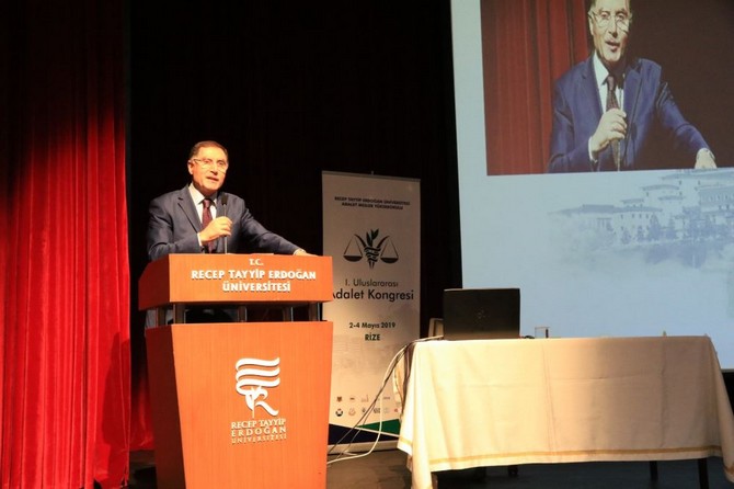 recep-tayyip-erdogan-universitesi-ev-sahipliginde-1.-uluslararasi-adalet-kongresi-gerceklestirildi-(16).jpg