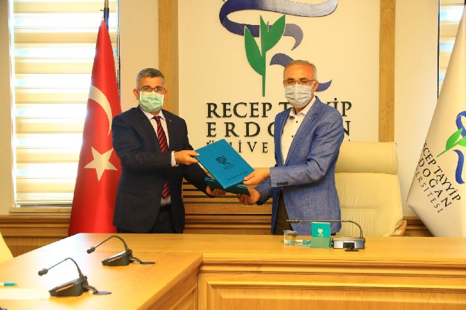 recep-tayyip-erdogan-universitesi-ile-tarim-ve-orman-bakanligi-doga-koruma-ve-milli-parklar-12.-bolge-mudurlugu-arasinda-protokol-imzalandi-(5).jpg