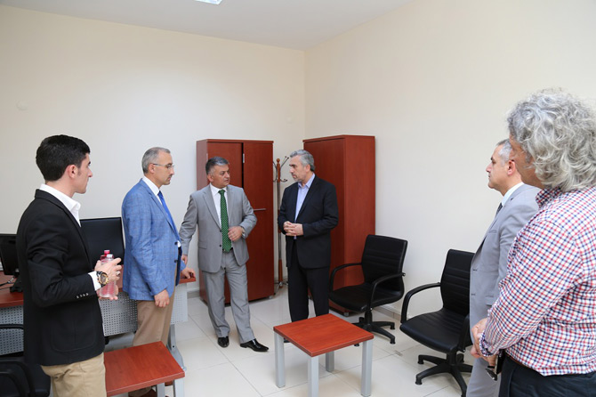 recep-tayyip-erdogan-universitesi-kongre-ve-kultur-merkezinde-aile-ve-dini-rehberlik-burosu-olusturuldu2.jpg recep-tayyip-erdogan-universitesi-kongre-ve-kultur-merkezinde-aile-ve-dini-rehberlik-burosu-olusturuldu2.jpg