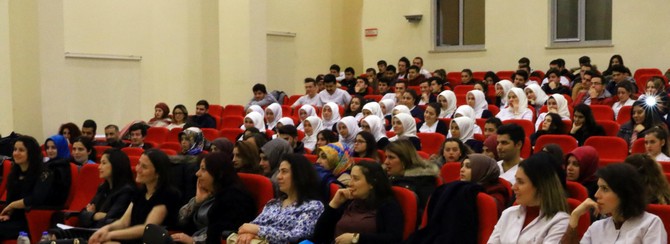recep-tayyip-erdogan-universitesi-saglik-yuksekokulu-tarafindan-“dogal-dogum-felsefesi”-konulu-konferans-duzenlendi-(2).jpg