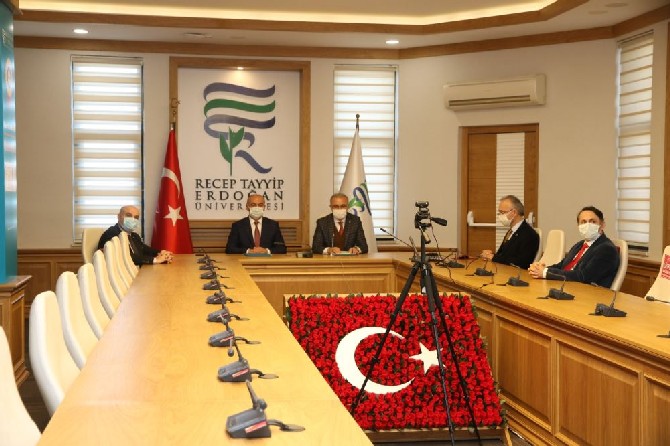 recep-tayyip-erdogan-universitesi-uni-dokap-donem-baskanligini-giresun-universitesine-devretti-(8).jpg