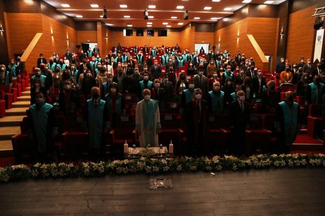 recep-tayyip-erdogan-universitesinde-akademik-yukselme-toreni-gerceklestirildi-28.jpg