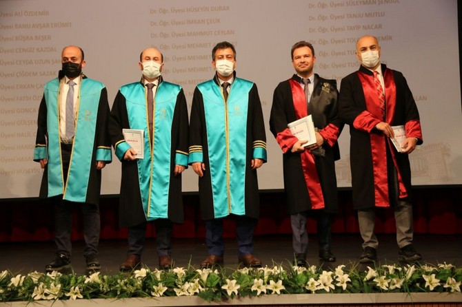 recep-tayyip-erdogan-universitesinde-akademik-yukselme-toreni-gerceklestirildi-8.jpg