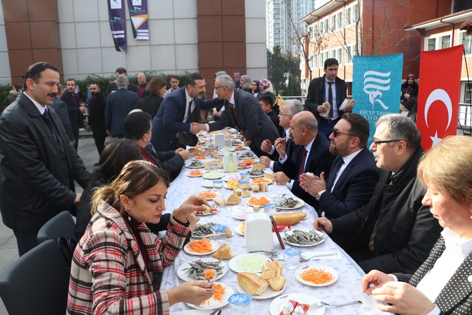 recep-tayyip-erdogan-universitesinde-hamsi-festivali-(4).jpg