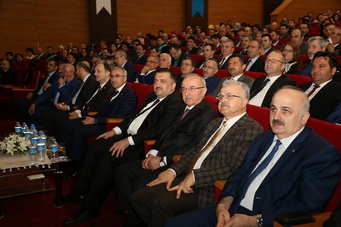 recep-tayyip-erdogan-universitesinin-12.-kurulus-yil-donumu-kutlandi-(3)-001.jpg