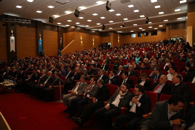 recep-tayyip-erdogan-universitesinin-12.-kurulus-yil-donumu-kutlandi-(4)-002.jpg