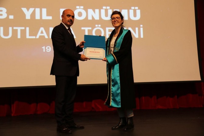recep-tayyip-erdogan-universitesinin-13.-kurulus-yil-donumu-(25).jpg
