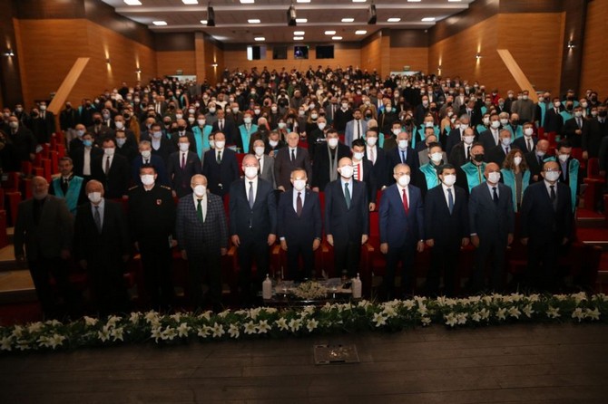 recep-tayyip-erdogan-universitesinin-16-kurulus-yil-donumu-kutlandi-32.jpg