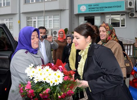 renk-projesine-cayelinden-destek-14.jpg renk-projesine-cayelinden-destek-14.jpg