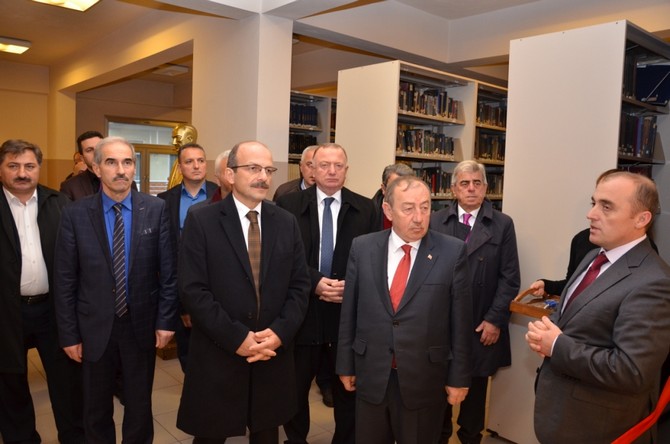 rize’de-‘il-egitim-tarihi-muzesi-acildi-(2).jpg
