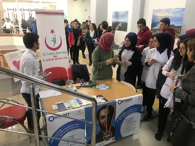 rize’de-“dunya-diyabet-gunu”-etkinlikleri-(2).jpg