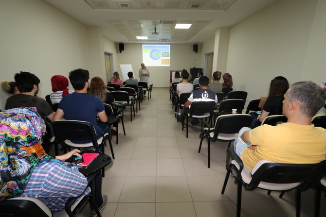 rize’de-“kadina-yonelik-siddet”-egitimi-duzenlendi-(6).jpg