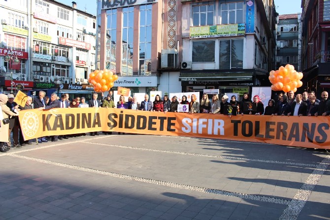 rize’de-“kadina-yonelik-siddete-hayir”-etkinligi-(7).jpg